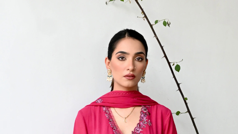 The New Era of Ethnic Fashion: Designer & Pakistani Suits for Women
